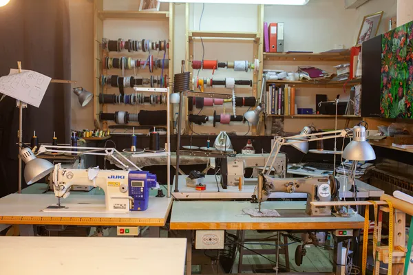 Cousez et brodez votre tote bag - Image n°1 - Wecandoo