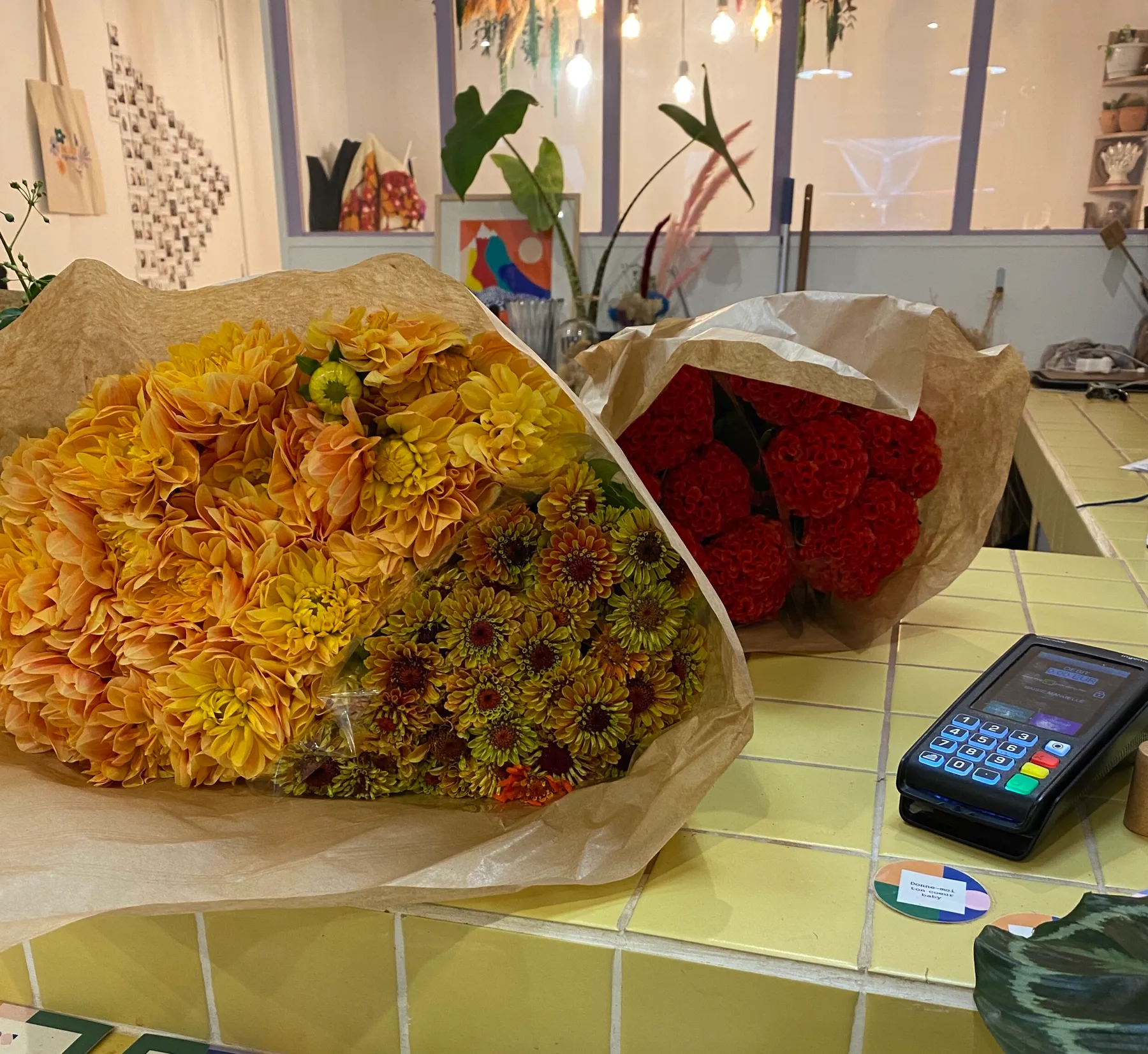 Vivez la vie de fleuriste pendant une journée avec Maud et Camille - Image n°3 - Wecandoo