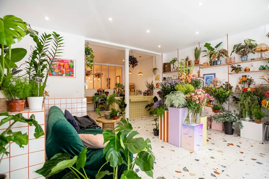 Vivez la vie de fleuriste pendant une journée avec Maud et Camille - Image n°1 - Wecandoo