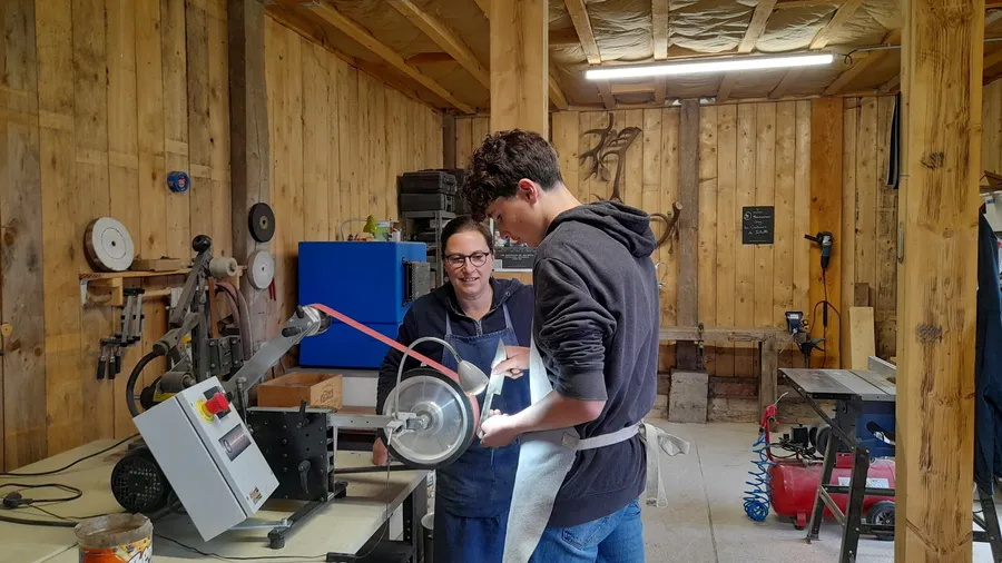 Fabriquez votre couteau droit fixe sur une journée - Image n°1 - Wecandoo