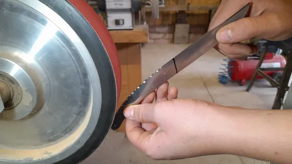 Fabriquez votre couteau pliant - 2 J - Afbeelding nr. 2 - Wecandoo