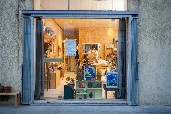 Fabriquez et décorez votre vase - Afbeelding nr. 1 - Wecandoo