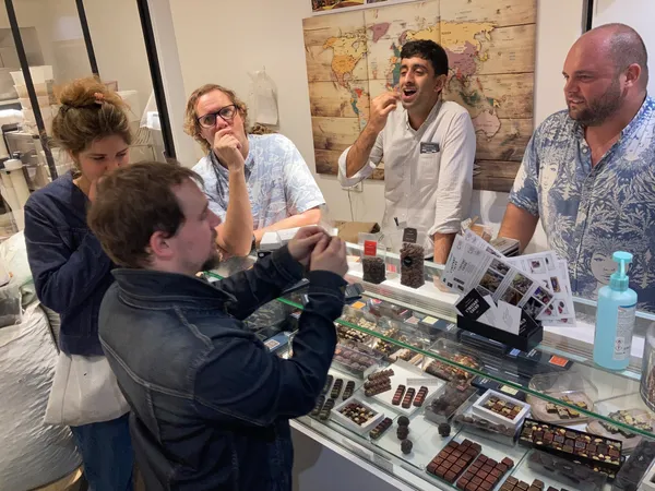 Faites découvrir à votre équipe le monde du chocolat et participez à une dégustation avec Marc - Image n°2 - Wecandoo