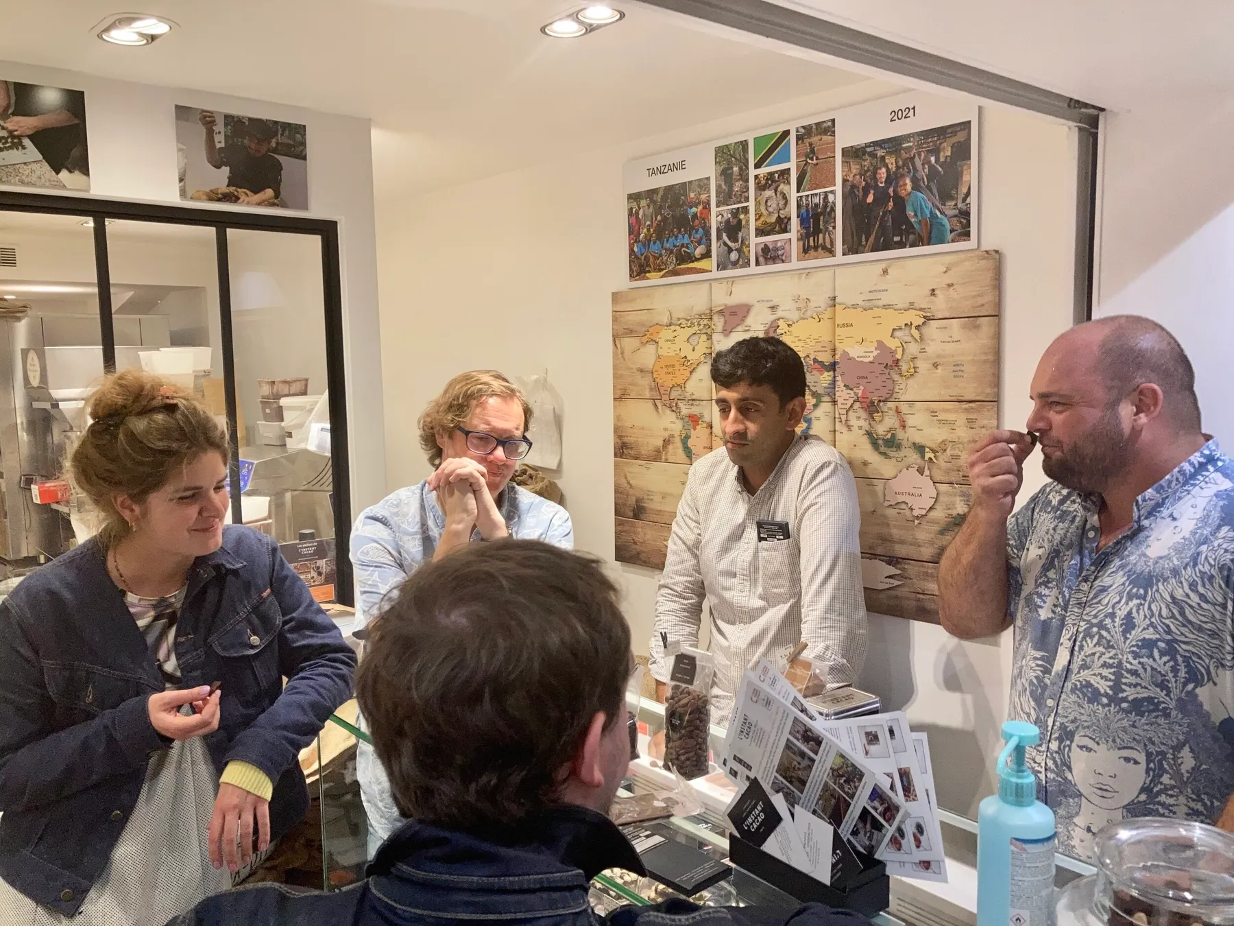 Faites découvrir à votre équipe le monde du chocolat et participez à une dégustation avec Marc - Image n°3 - Wecandoo