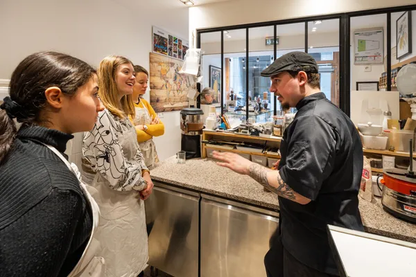 Faites découvrir à votre équipe le monde du chocolat et participez à une dégustation avec Marc - Image n°4 - Wecandoo