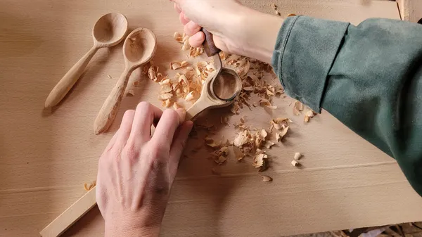 Sculptez votre cuillère en bois - Afbeelding nr. 2 - Wecandoo