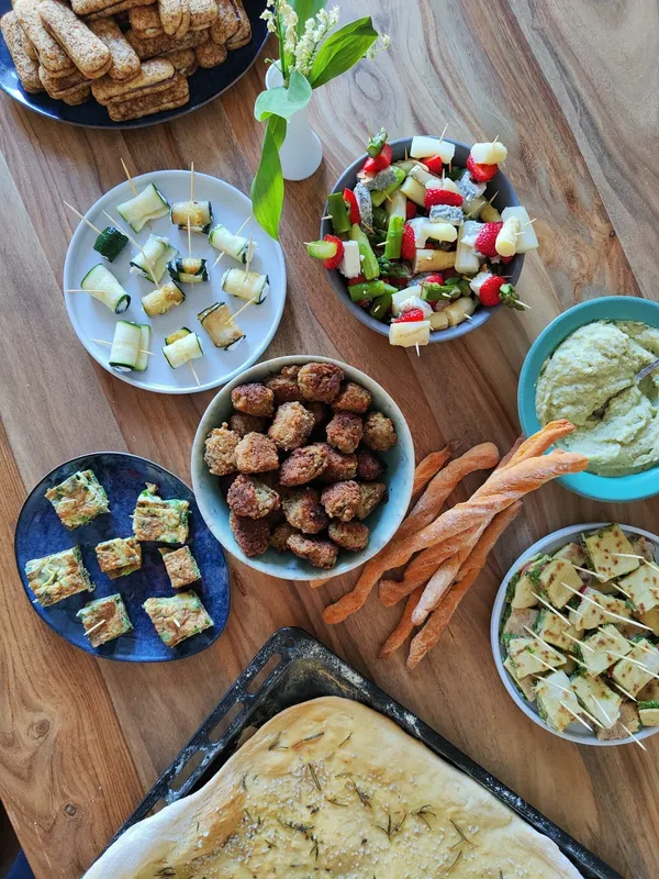 Rassemblez votre équipe et cuisinez les fruits et légumes de saison avec Paola - Image n°2 - Wecandoo