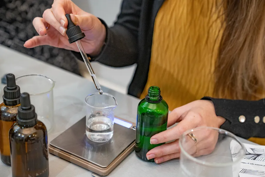 Réunissez votre équipe et réalisez vos crèmes sur mesure - Image n°1 - Wecandoo