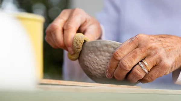 Modelez votre set apéro en faïence - Afbeelding nr. 1 - Wecandoo