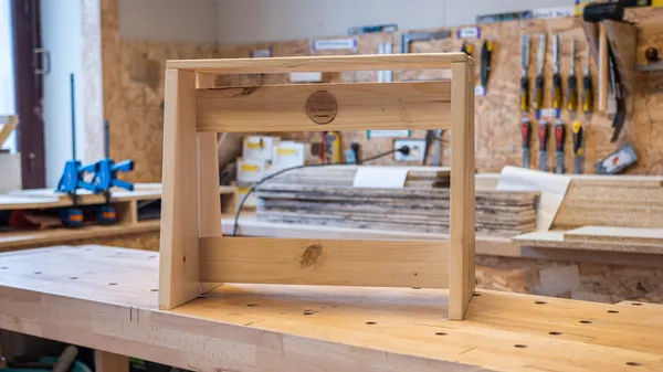 Réalisez votre étagère à assemblage mi-bois - Image n°1 - Wecandoo