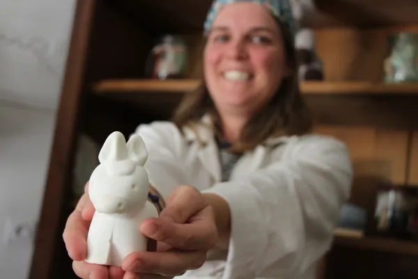 Partez à la découverte d'une ferme d'ânes et réalisez votre savon au lait d'ânesse (500 g) - Image n°2 - Wecandoo