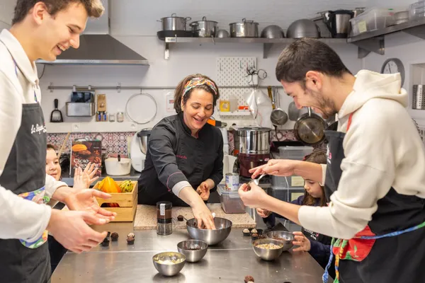 Emerveillez votre équipe lors d'une initiation à la chocolaterie dans le Viaduc des Arts - Afbeelding nr. 3 - Wecandoo