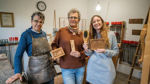 Réalisez votre boîte en bois personnalisée avec vos initiales - Image n°4 - Wecandoo