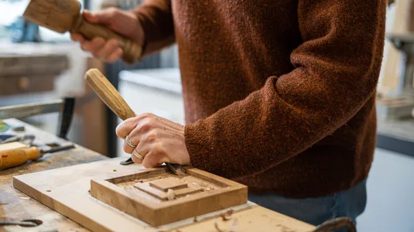 Initiez-vous à la sculpture sur bois - Image n°1 - Wecandoo