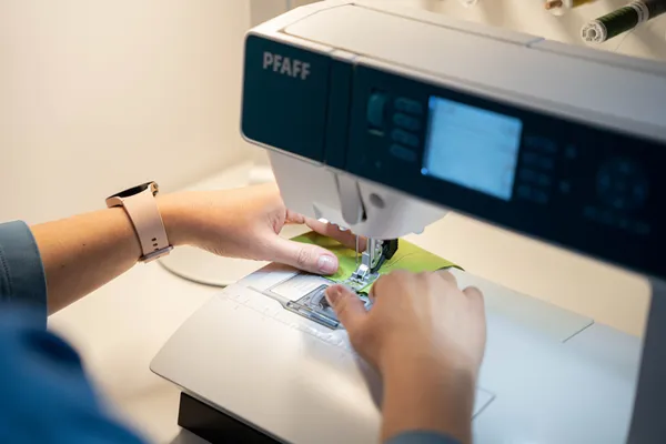 Vivez une journée dans la peau d'une styliste modéliste - Image n°1 - Wecandoo