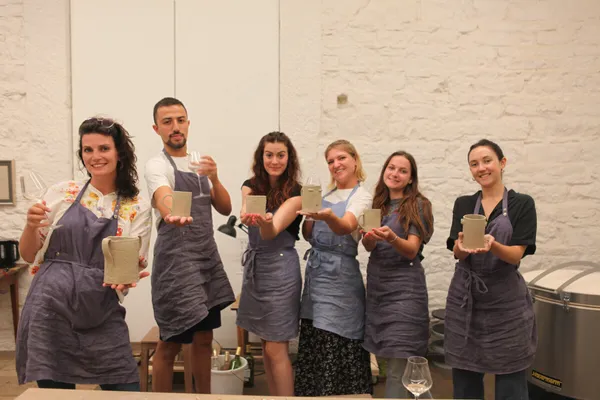 Réunissez votre équipe et façonnez les tasses qui accompagneront vos pauses café au bureau - Image n°2 - Wecandoo