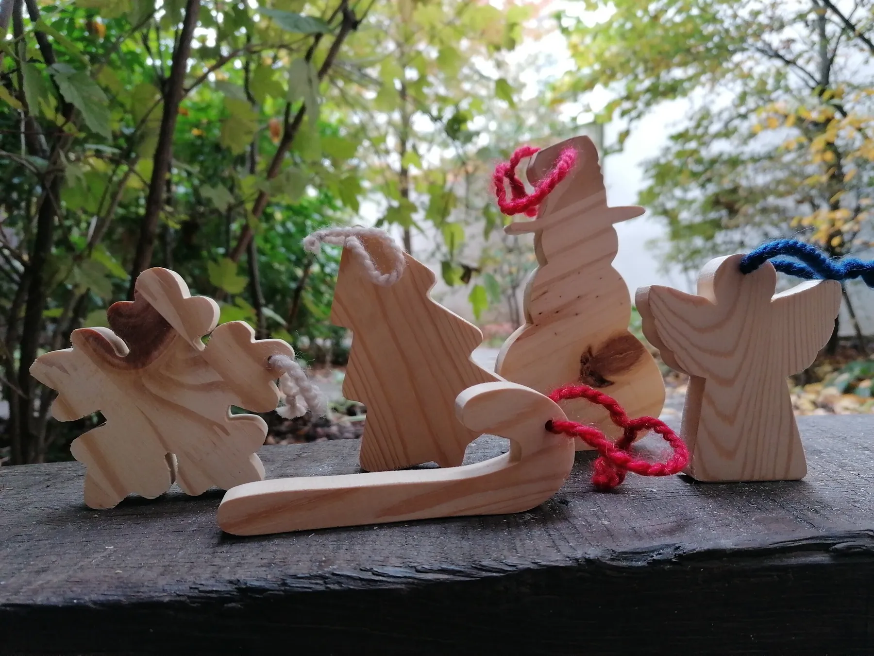 Motivez votre équipe et réalisez vos sapins et décorations de Noël en palette - Image n°5 - Wecandoo