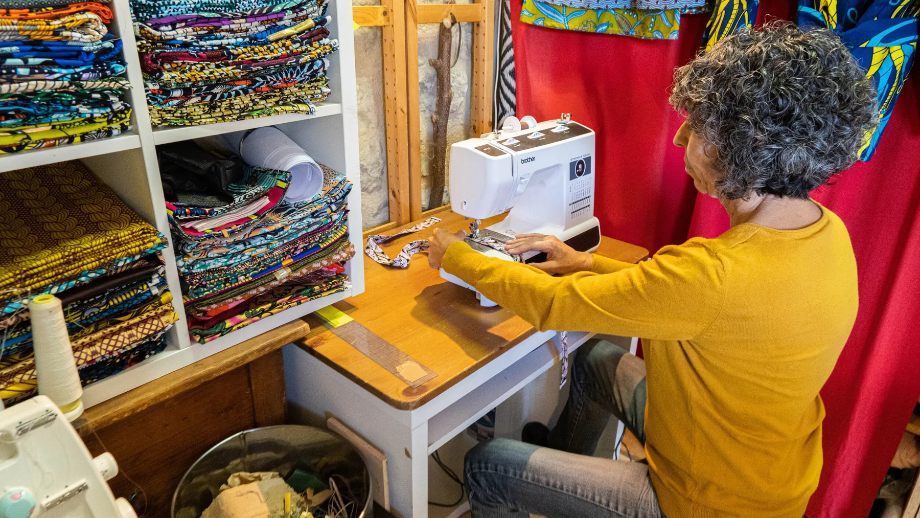 Réalisez votre abat-jour en tissu Wax - Image n°4 - Wecandoo