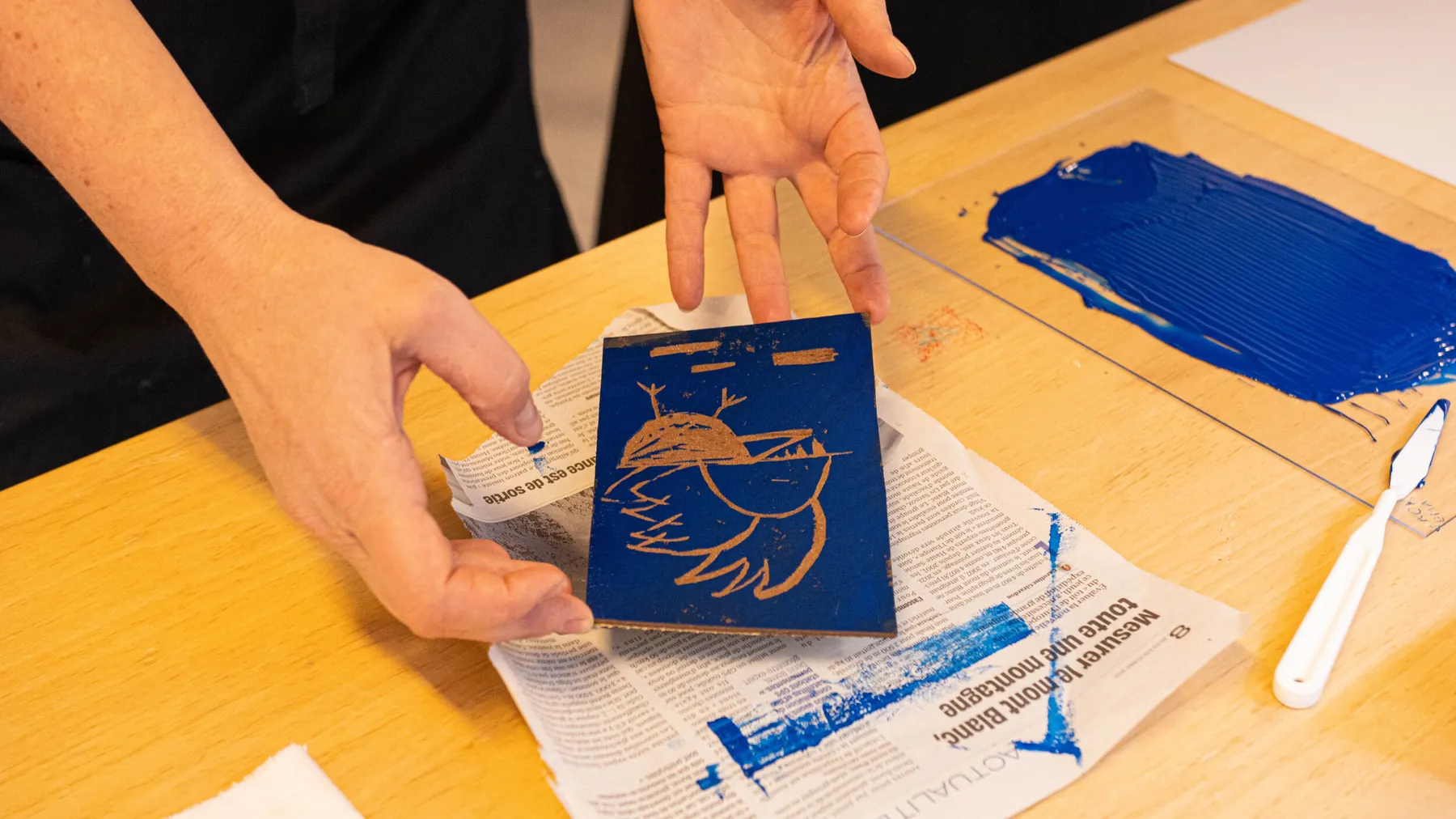 Réalisez vos cartes en linogravure avec Justine - Image n°4 - Wecandoo