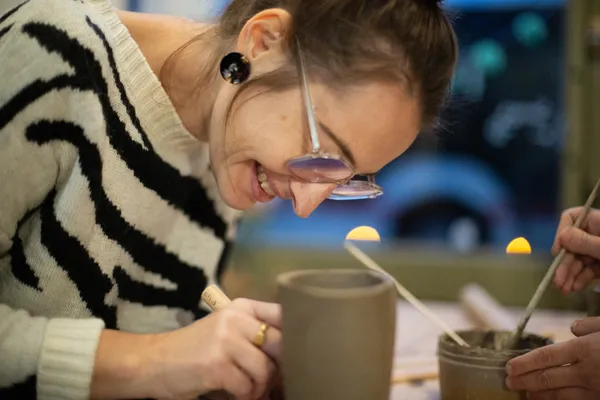 Modelez et décorez votre tasse à thé ou café - Afbeelding nr. 2 - Wecandoo