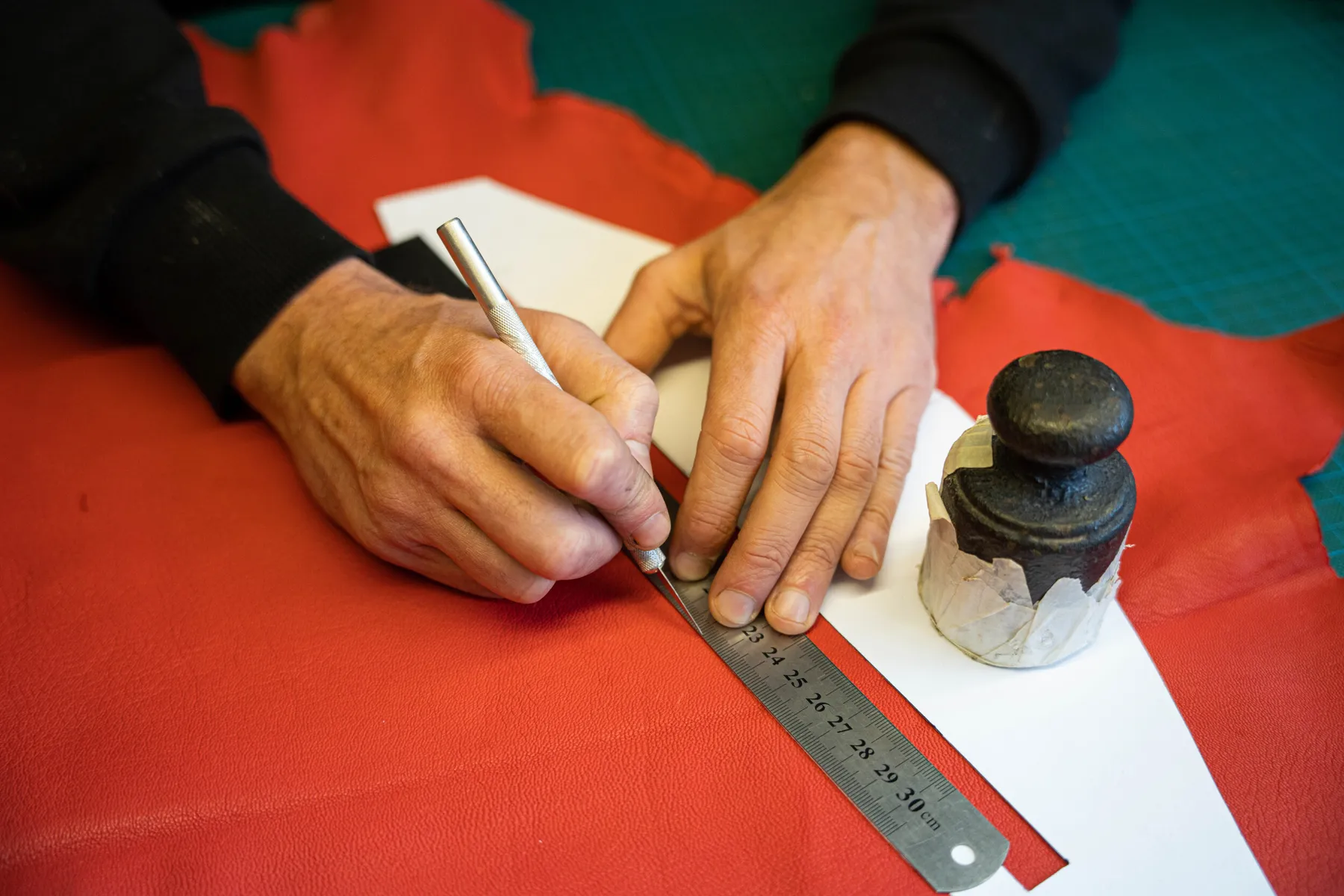 Créez votre sac banane en cuir - Image n°2 - Wecandoo