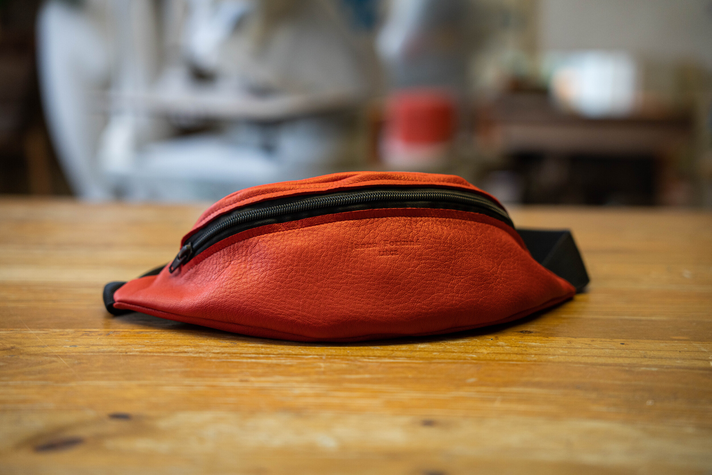 Wecandoo Design your own leather bum bag