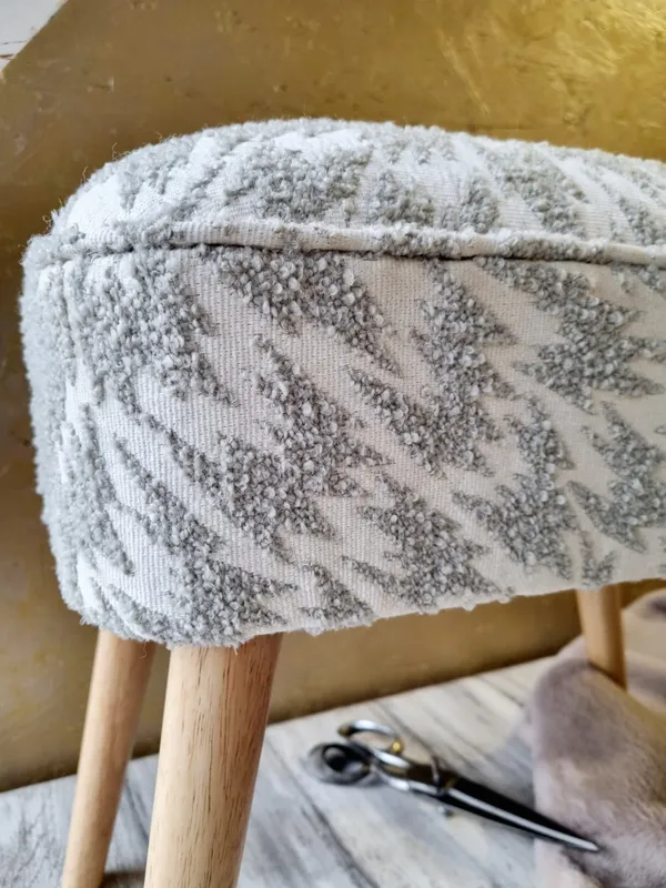 Tapissez votre banc rétro - Image n°2 - Wecandoo