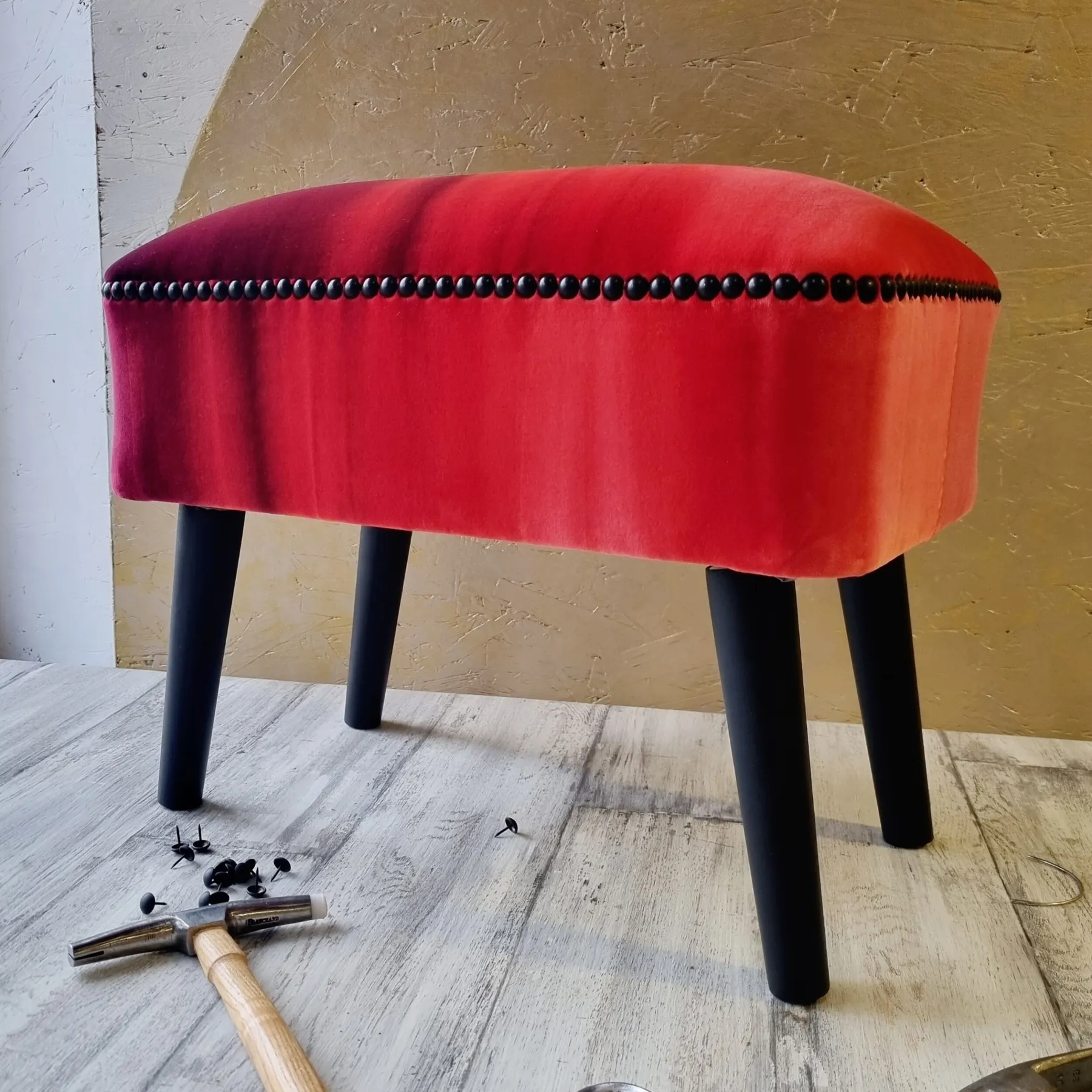 Tapissez votre banc rétro - Image n°4 - Wecandoo