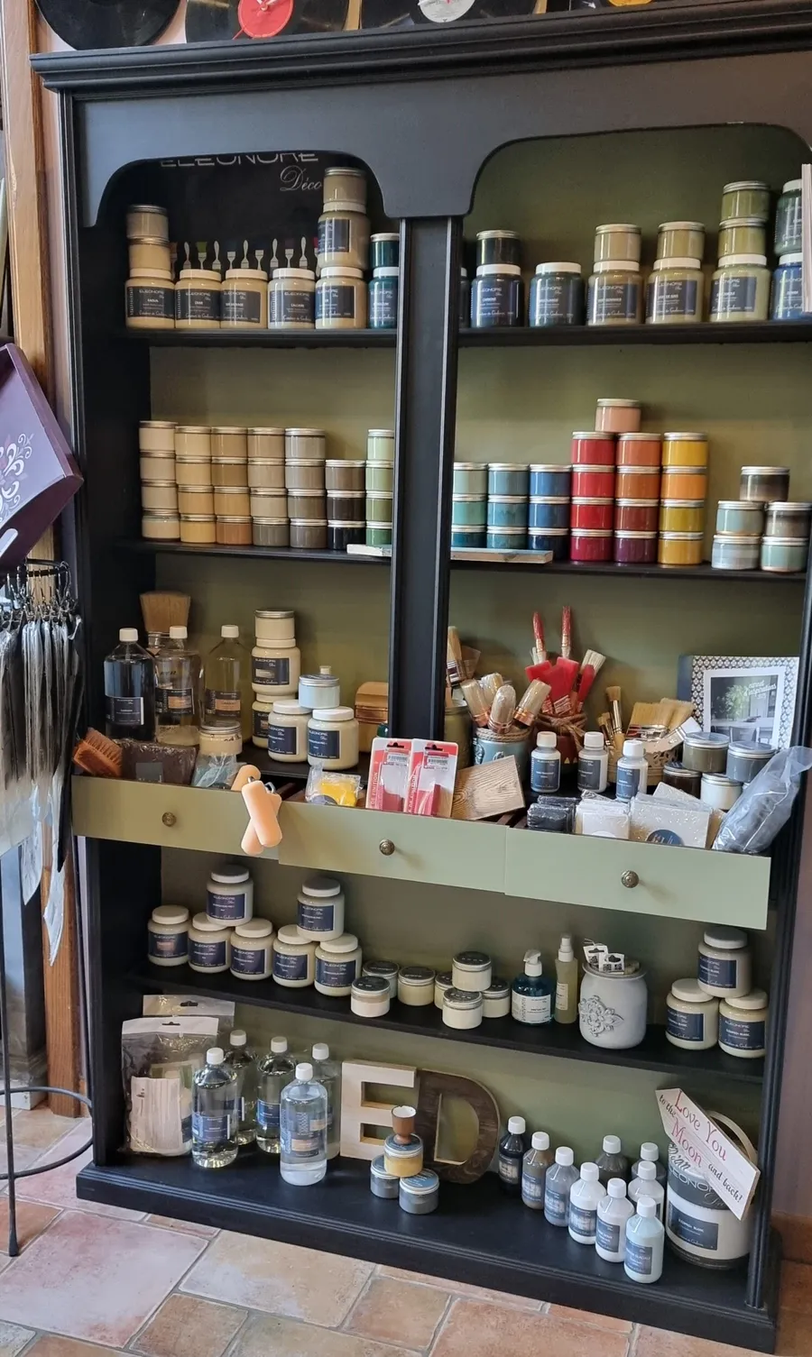 Give your small piece of furniture a makeover in a day - Image n°1 - Wecandoo