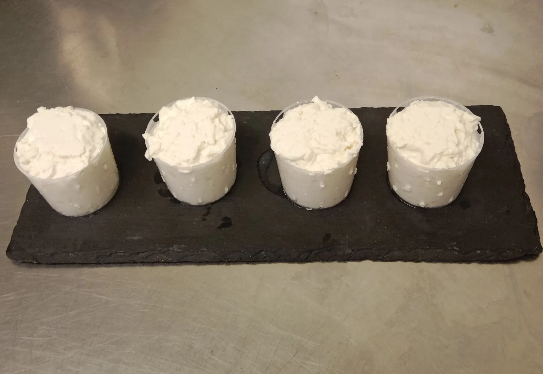 Visitez une chèvrerie et fabriquez votre fromage de chèvre - Image n°4 - Wecandoo