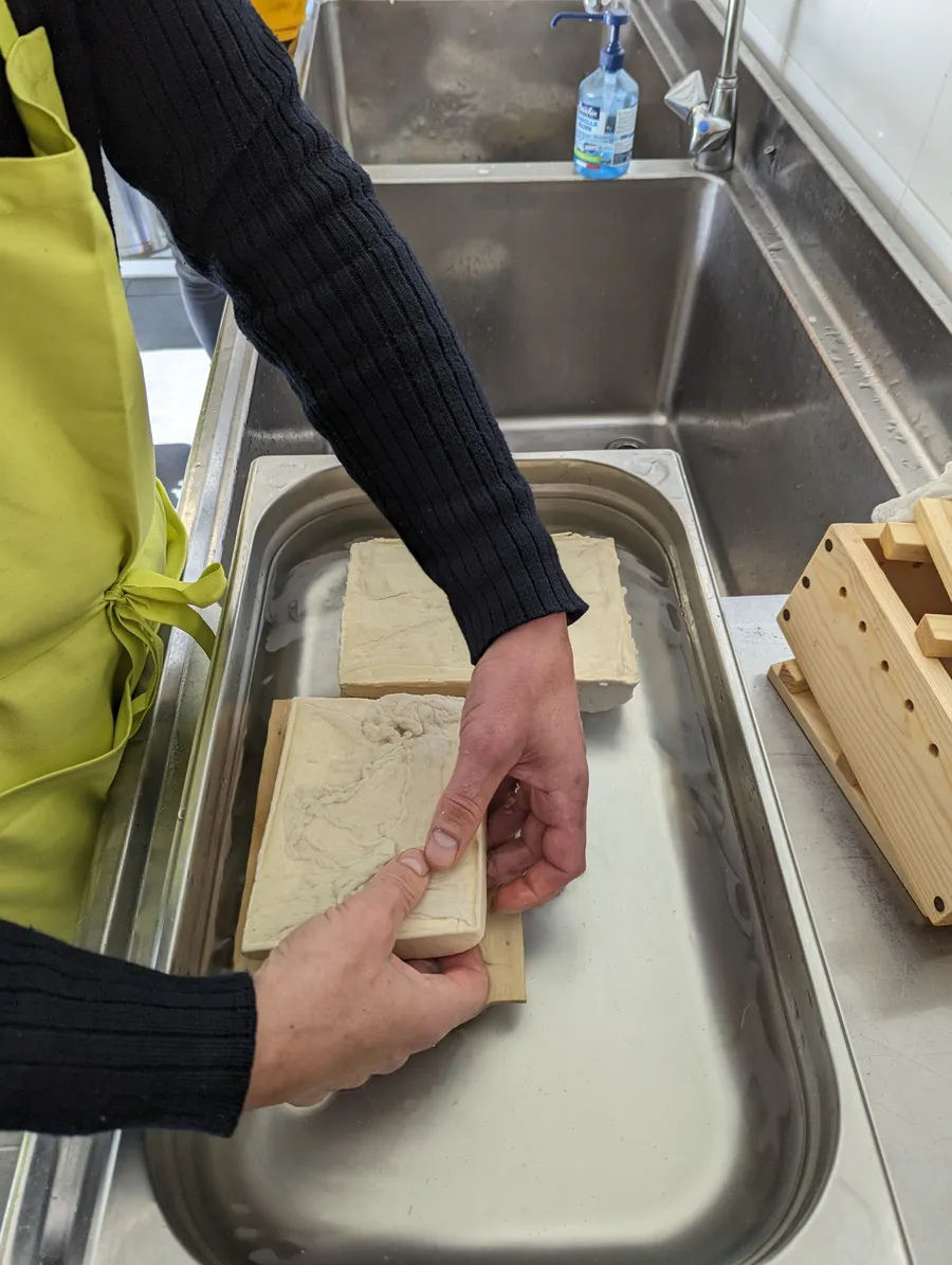 Fabriquez et cuisinez votre tofu chez un producteur - Image n°1 - Wecandoo