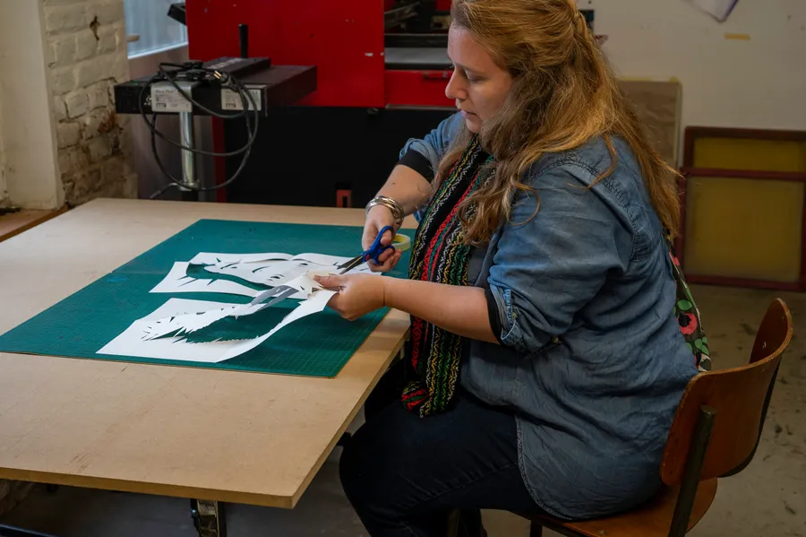 Sérigraphiez votre t-shirt ou tote bag grâce à l'impression textile - Image n°1 - Wecandoo