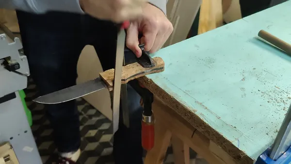 Réalisez votre billot et votre couteau - Image n°2 - Wecandoo