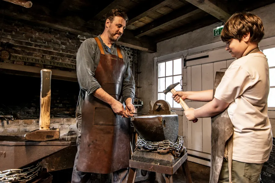 Deviens un petit forgeron - Image n°1 - Wecandoo