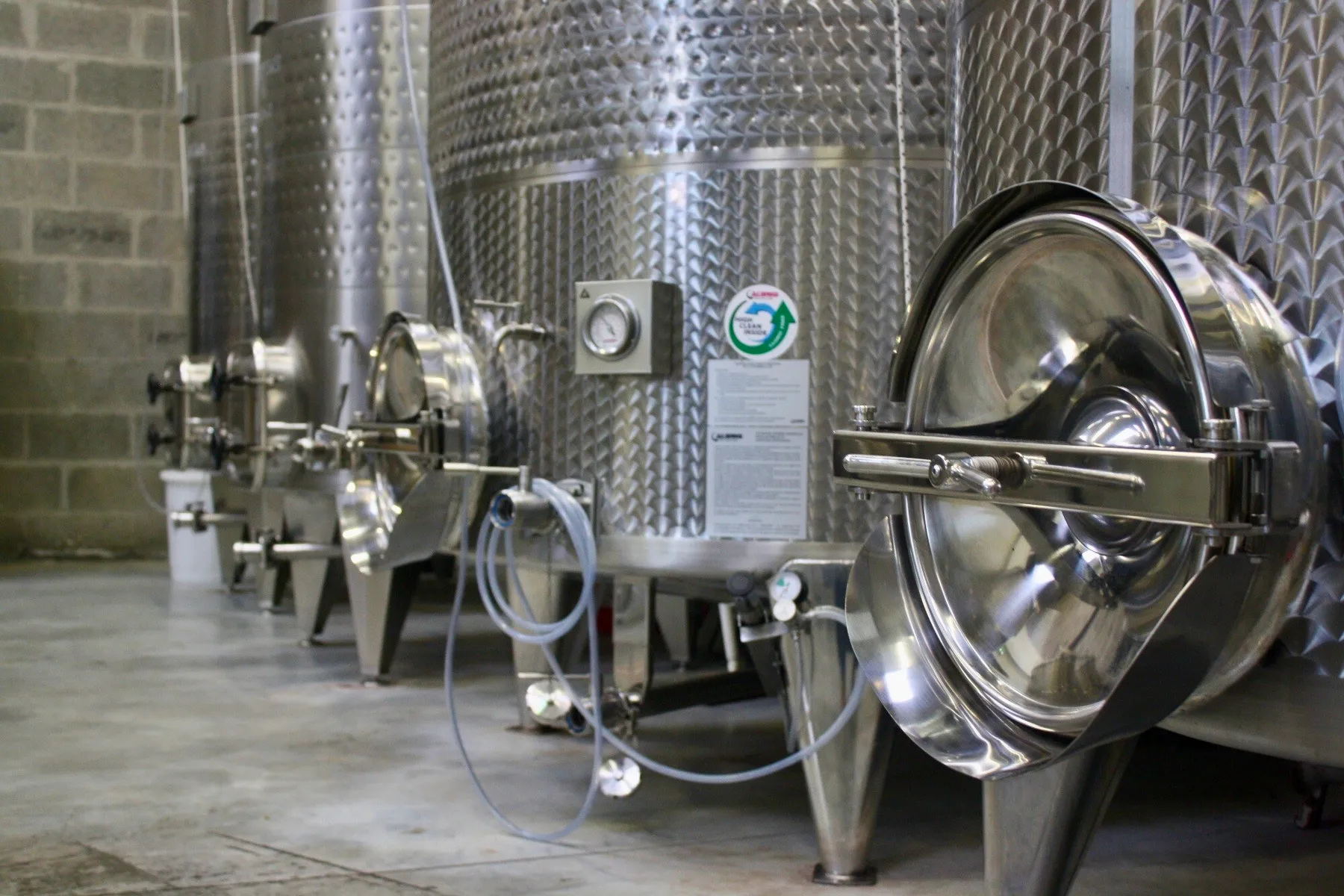 Visitez un chai urbain et initiez-vous aux bases de la dégustation de vin - Image n°2 - Wecandoo