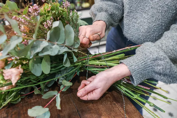 Composez votre bouquet de fleurs fraîches - Afbeelding nr. 4 - Wecandoo