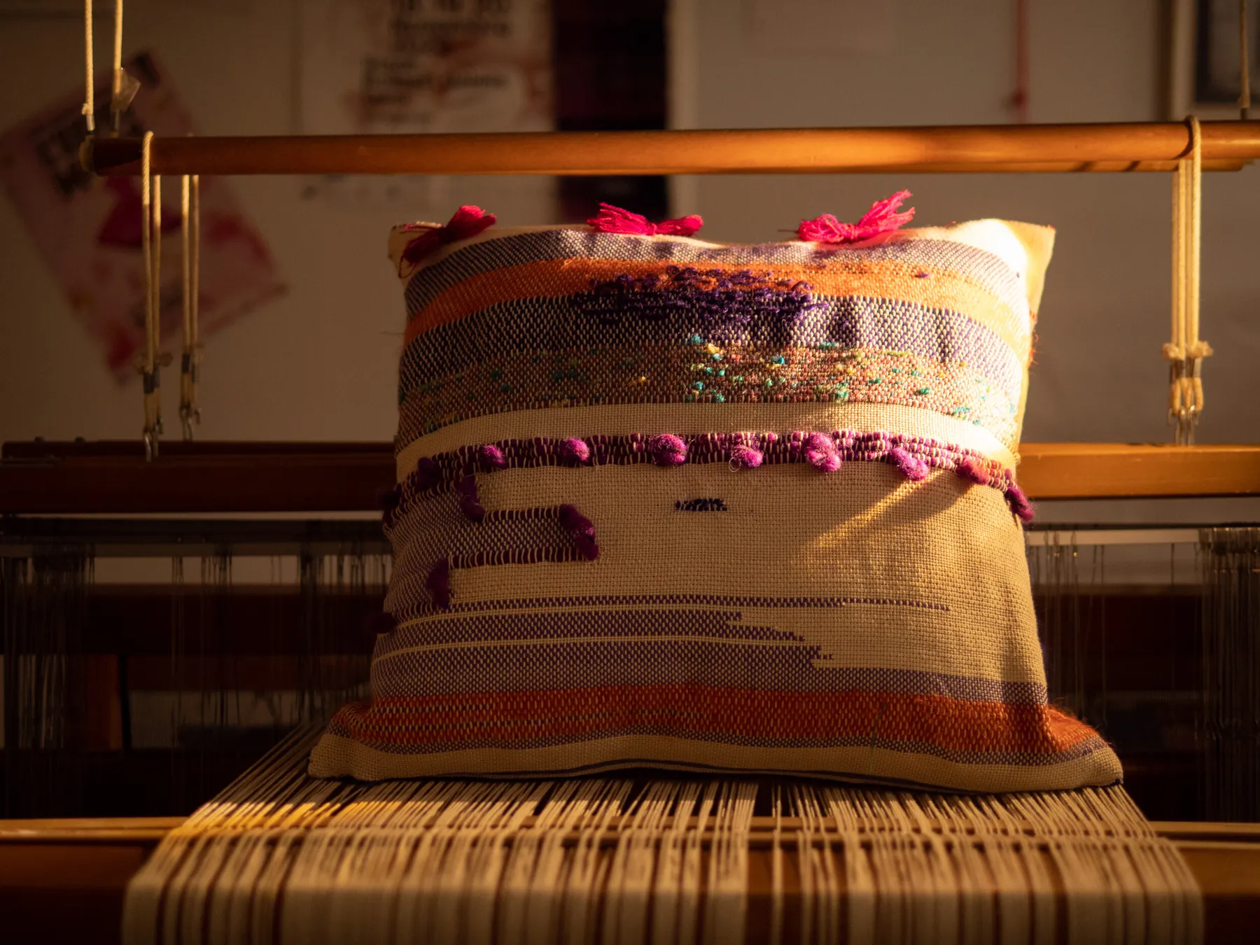 Tissez votre housse de coussin personnalisée sur une journée - Image n°5 - Wecandoo