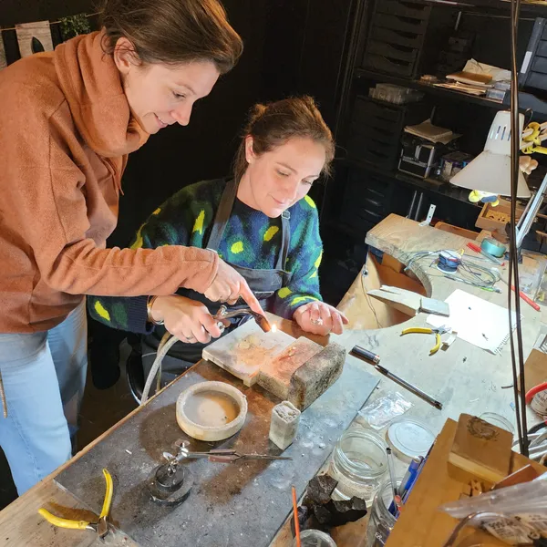 Réalisez votre bague en argent avec Marie - Image n°4 - Wecandoo