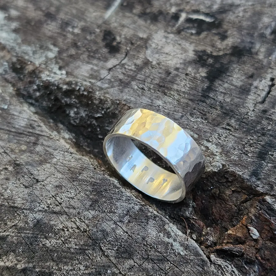 Réalisez votre bague en argent avec Marie - Image n°1 - Wecandoo