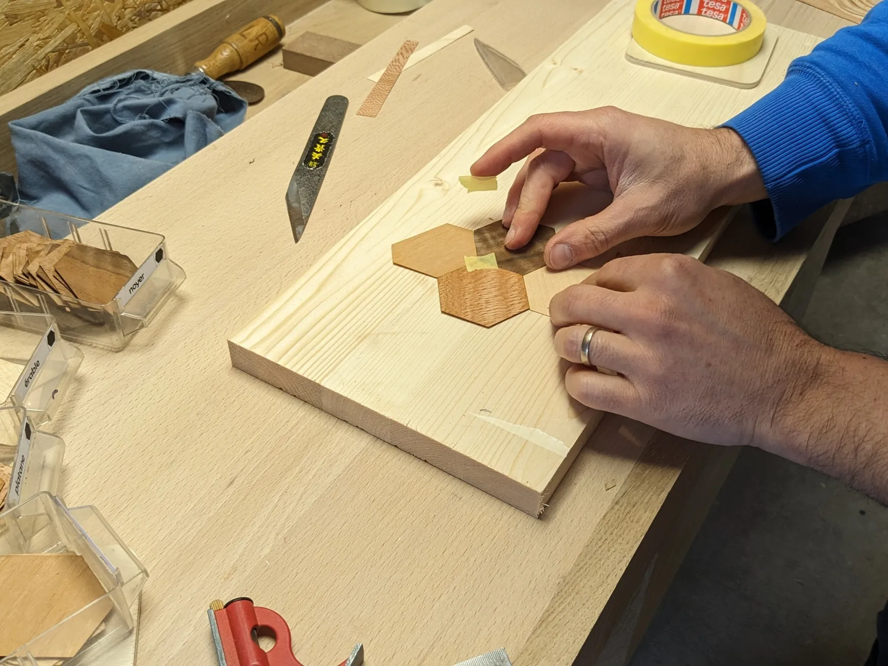 Réalisez vos dessous de verre en marqueterie de bois - Image n°4 - Wecandoo