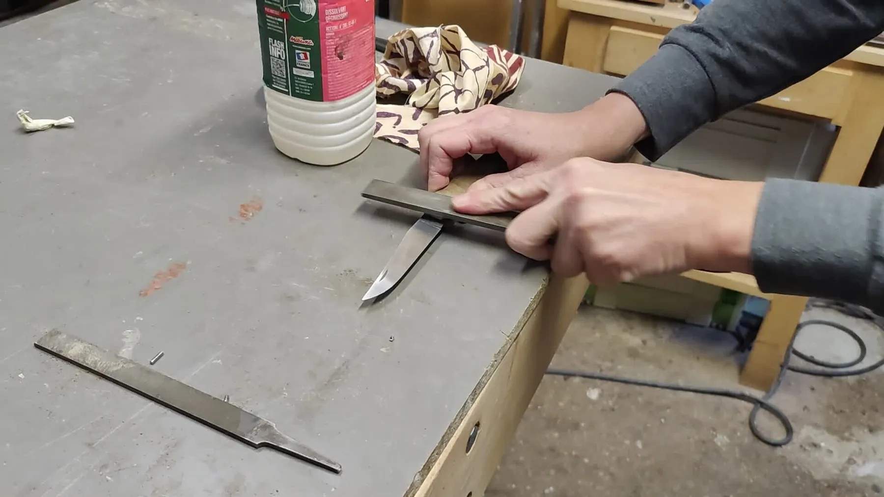 Réalisez votre couteau et votre planche en bois - Afbeelding nr. 4 - Wecandoo