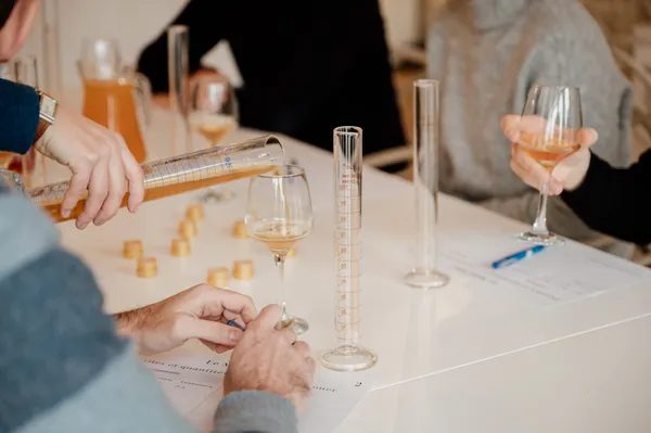 Assemblez votre cidre chez une productrice - Image n°5 - Wecandoo