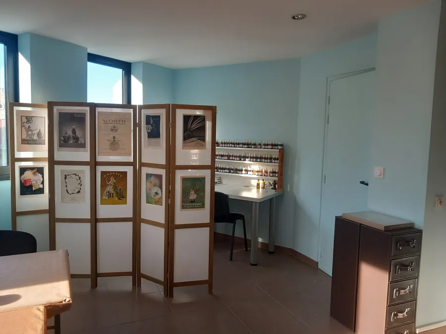 Réalisez votre parfum naturel de 15 ml après une initiation olfactive - Afbeelding nr. 1 - Wecandoo