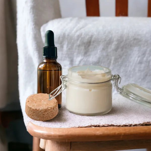 Initiez votre équipe à la fabrication de produits cosmétiques et fabriquez votre trio de produits capillaires avec Jihane - Afbeelding nr. 2 - Wecandoo