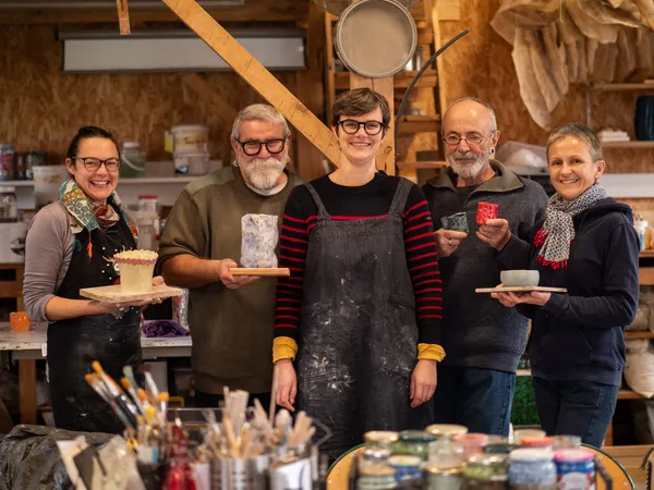 Modelez vos tasses de bureau en groupe - Image n°4 - Wecandoo