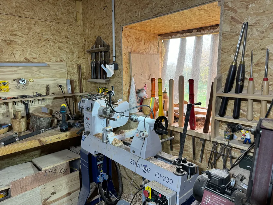 Fabriquez votre décapsuleur au tour à bois avec Marc - Image n°1 - Wecandoo