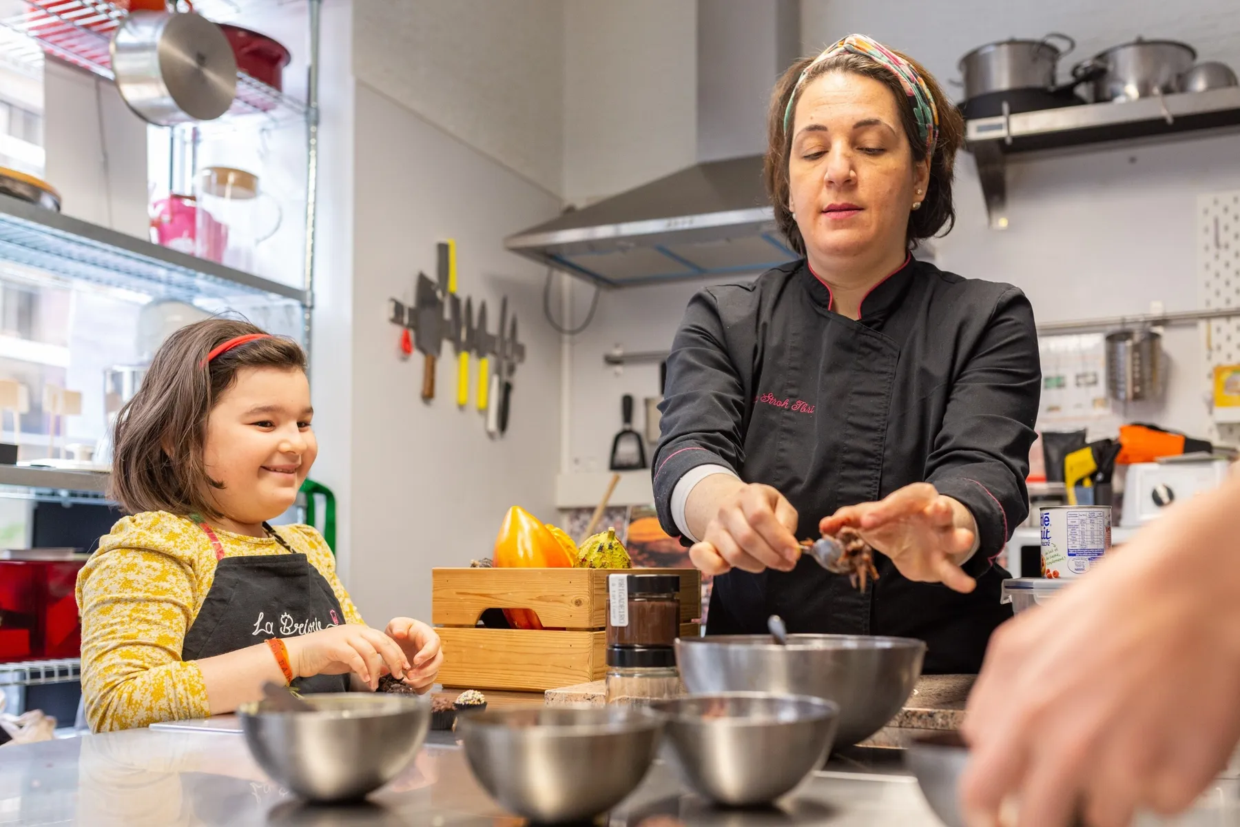 Réalisez vos tablettes de chocolats en duo - Image n°3 - Wecandoo