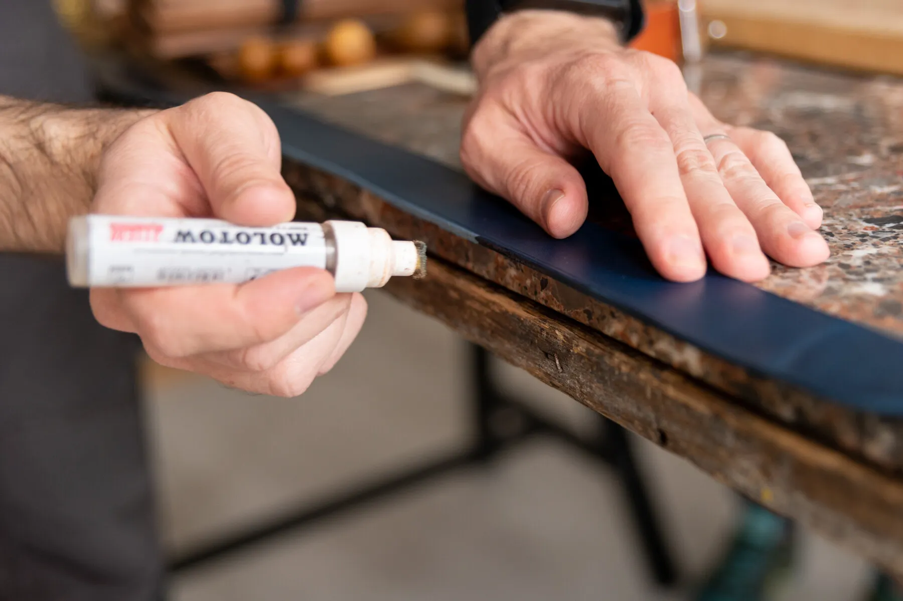 Réalisez vos étrivières en cuir - Image n°1 - Wecandoo