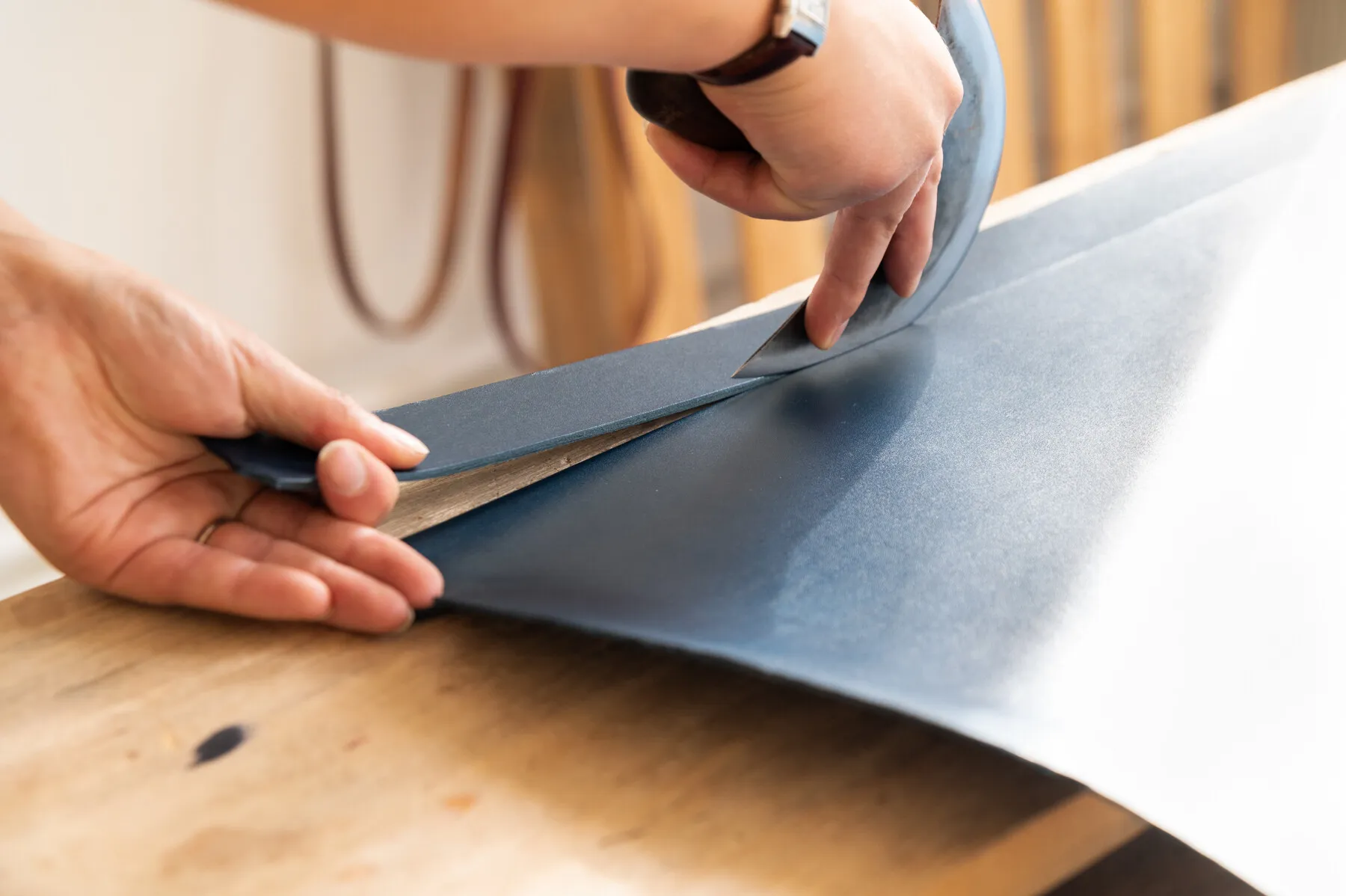 Réalisez vos étrivières en cuir - Image n°4 - Wecandoo