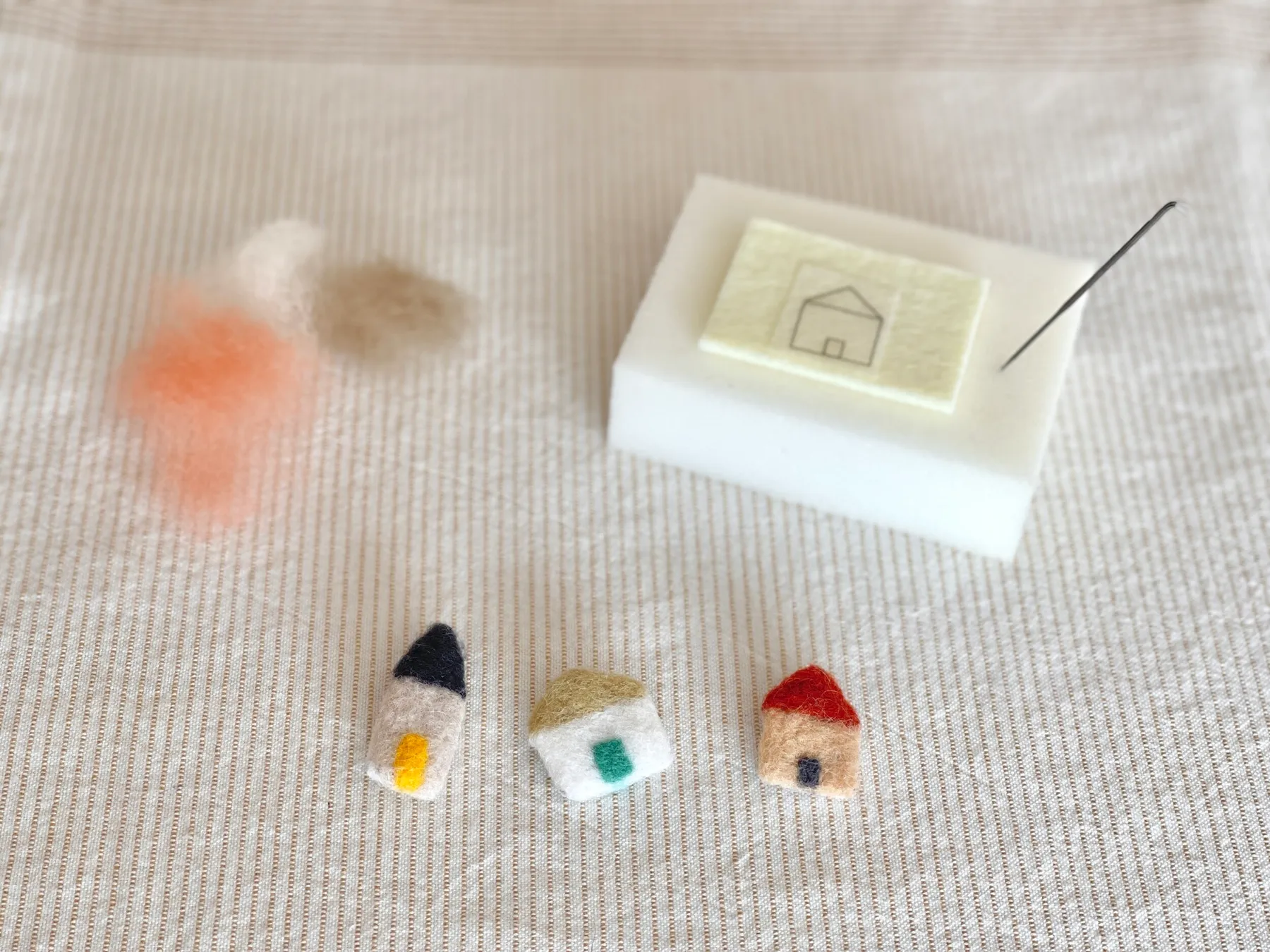 Réalisez votre broche grâce au feutrage à l'aiguille - Image n°1 - Wecandoo